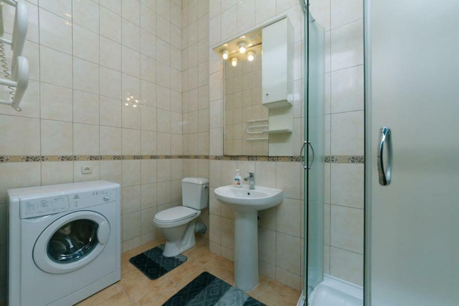 Apartment On Saksahanskoho Street كييف المظهر الخارجي الصورة